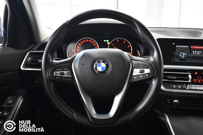 BMW 320d xDrive Business Advantage